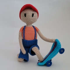 Skater Boy amigurumi pattern by engurumist