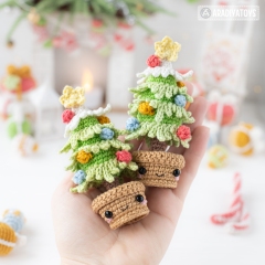 Kawaii Mini Christmas Tree amigurumi pattern by AradiyaToys