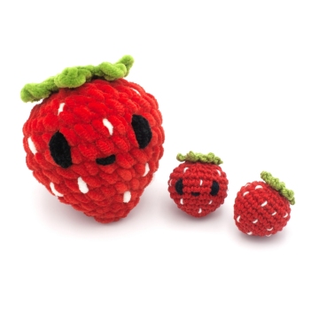 Cute Strawberry amigurumi pattern by DIY Fluffies