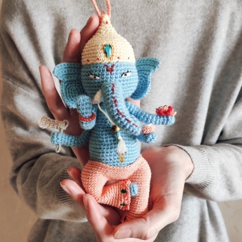Elephant Lord Ganesha amigurumi pattern by Crochery