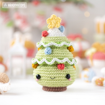 Christmas Tree (Fairytale Classics) amigurumi pattern by AradiyaToys