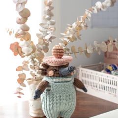 Bob Echidna amigurumi pattern by Pica Pau