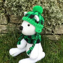 Sitka the Polar Bear  amigurumi pattern by Crochet to Play