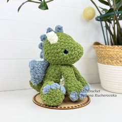 Sitting Dragon amigurumi by TANATIcrochet