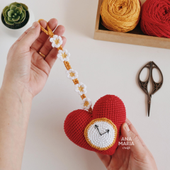 Heart Clock amigurumi by Ana Maria Craft