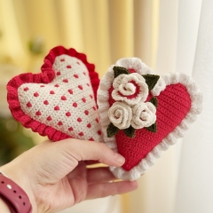 Love hearts amigurumi pattern by Fluffy Tummy