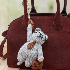 Overworking Cat amigurumi pattern by Mariia Zhyrakova