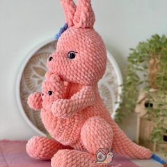 Kangaroo and joey amigurumi pattern by CuteVilleToys