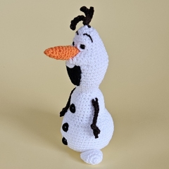 Glacier Willi the snowman Amigurumi amigurumi by SaphirhaseDesign