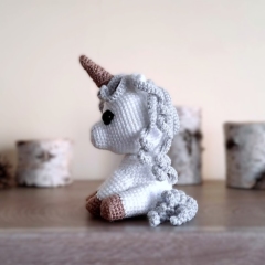 Aurora the Unicorn amigurumi pattern by Miss Cuddlington