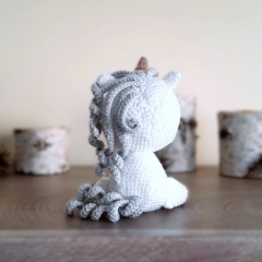 Aurora the Unicorn amigurumi by Miss Cuddlington
