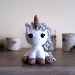 Aurora the Unicorn amigurumi pattern by Miss Cuddlington