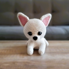 Lola the Chihuahua amigurumi by Miss Cuddlington