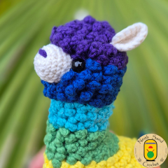 Niji the Rainbow Alpaca amigurumi pattern by Neith Sand Crochet