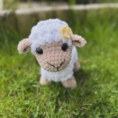 Daisy the sheep amigurumi pattern by DanArtEstonia