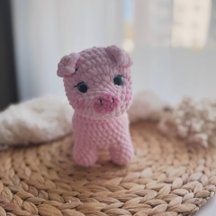 Poppy the pig amigurumi by DanArtEstonia