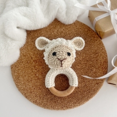 Sheep baby rattle amigurumi by AmiGuide