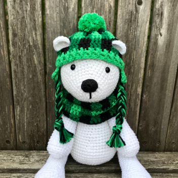 Sitka the Polar Bear  amigurumi pattern by Crochet to Play