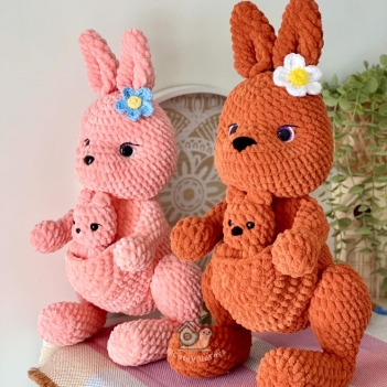 Kangaroo and joey amigurumi pattern by CuteVilleToys