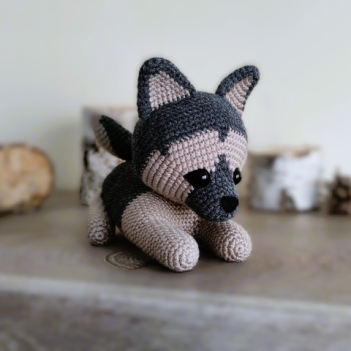 Rex the German Shepherd amigurumi pattern by Miss Cuddlington