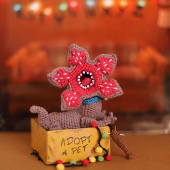 Demodog Dart Stranger Monster amigurumi pattern by Loopy Pattern