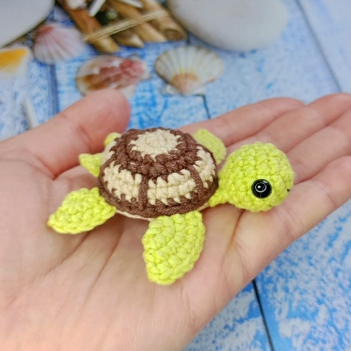Sea Turtle amigurumi pattern by Pattern4Craft