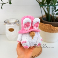 Easter bunny with pink hat amigurumi by TANATIcrochet