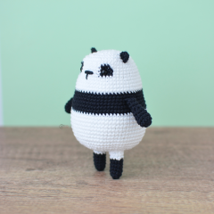 Otto the Panda amigurumi by Elisas Crochet
