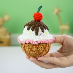 Summer Snail amigurumi pattern by Lennutas