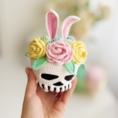 Bunny Skull amigurumi pattern by Fluffy Tummy