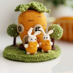 Carrot House amigurumi by Fluffy Tummy