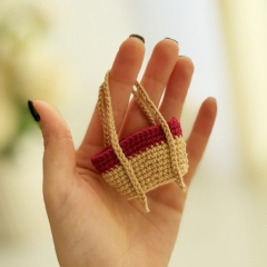 Girl outfit amigurumi pattern by Fluffy Tummy