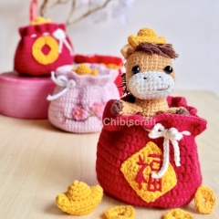 Peekaboo Horse amigurumi pattern by Chibiscraft