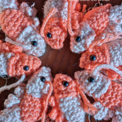 Shrimply the best amigurumi pattern by Cosmos.crochet.qc