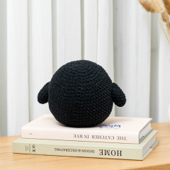Baby Penguin amigurumi by The Loop Story