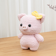 Pinky Baby Pig  amigurumi pattern by The Loop Story