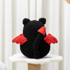 Devil Cat amigurumi by The Loop Story