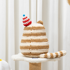 Golden Shorthair Party Cat amigurumi by The Loop Story