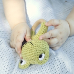 Frog baby rattle  amigurumi pattern by AmiGuide