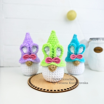 Little Gnome Bunny amigurumi pattern by TANATIcrochet