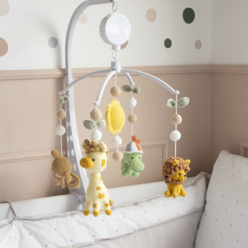 Safari Crib Mobile amigurumi pattern by GatoFio