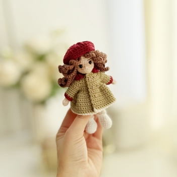 Baby girl amigurumi pattern by Fluffy Tummy