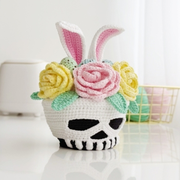Bunny Skull amigurumi pattern by Fluffy Tummy