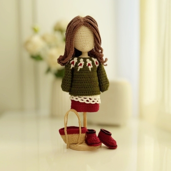 Girl outfit amigurumi pattern by Fluffy Tummy