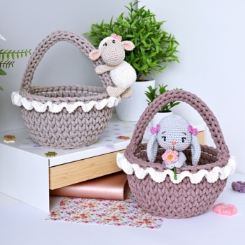 Easter Basket with Bunny and Sheep amigurumi pattern by apinchofcotton