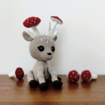 Maeve the Mushroom Deer amigurumi pattern by Miss Cuddlington