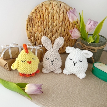 Easter eggs plush: bunny, chicken amigurumi pattern by AmiGuide