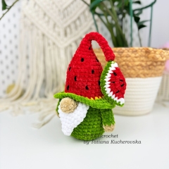 Summer Gnome Watermelon amigurumi by TANATIcrochet