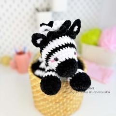 Zebra amigurumi pattern by TANATIcrochet