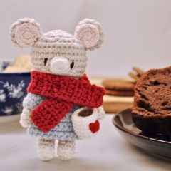 Millie the Mouse amigurumi by The Wandering Deer